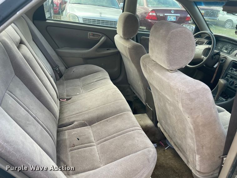image for item MI9617 1998 Toyota Camry