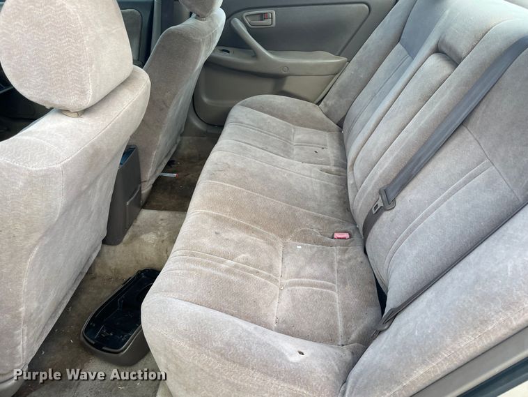 image for item MI9617 1998 Toyota Camry