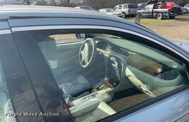 image for item MI9619 2002 Jaguar X-Type