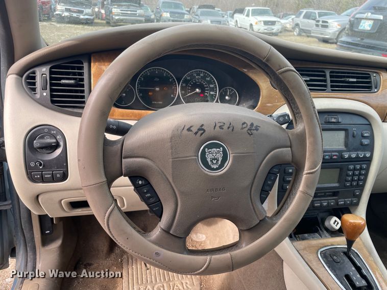 image for item MI9619 2002 Jaguar X-Type