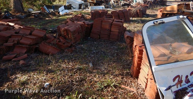 image for item MM9585 Chicago Imperial Tile red clay roof tiles