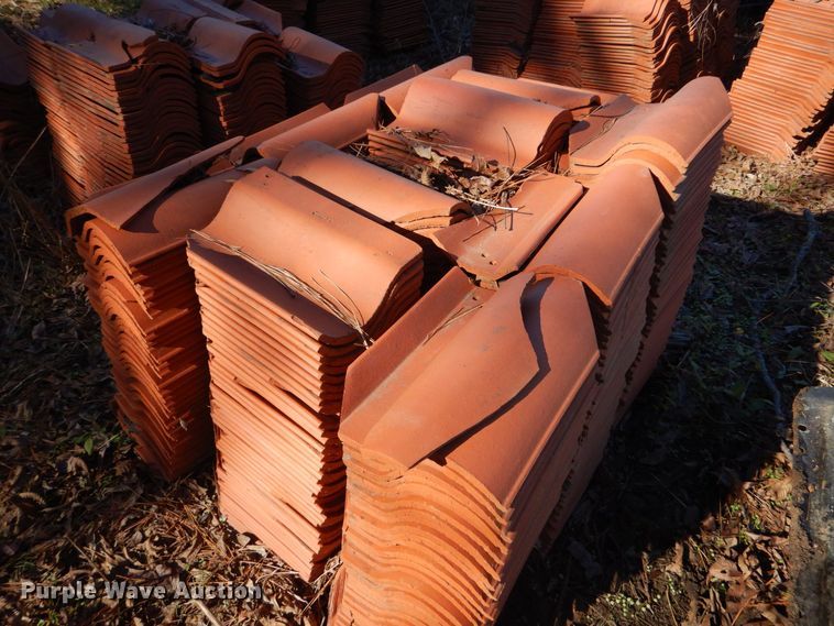 image for item MM9585 Chicago Imperial Tile red clay roof tiles
