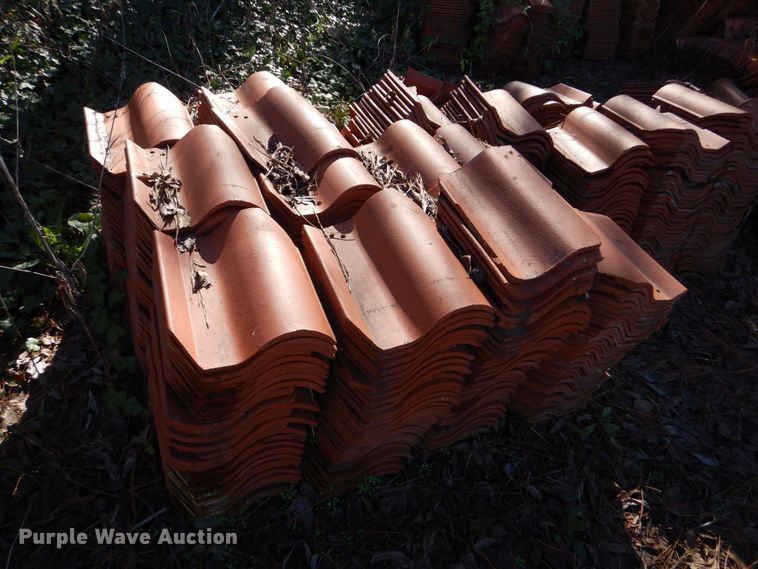 image for item MM9585 Chicago Imperial Tile red clay roof tiles