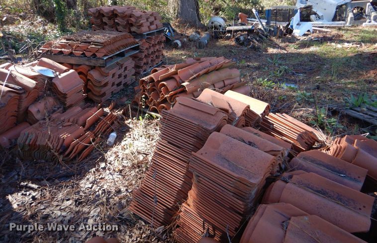 image for item MM9585 Chicago Imperial Tile red clay roof tiles