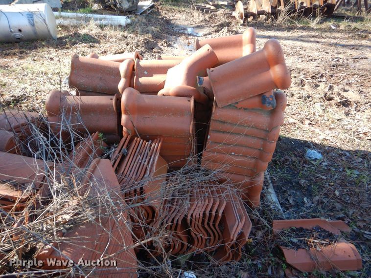 image for item MM9585 Chicago Imperial Tile red clay roof tiles