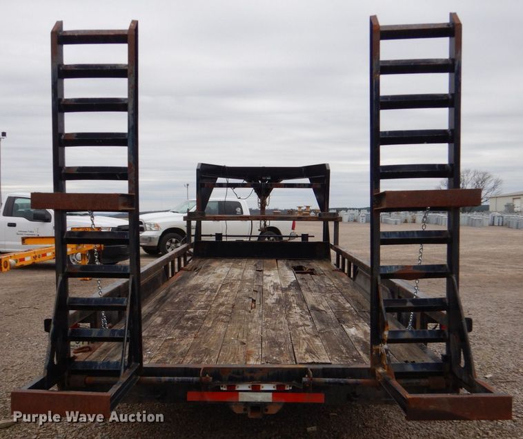 image for item MM9588 2012 Top Hat HHGN18X7-16E-H  equipment trailer