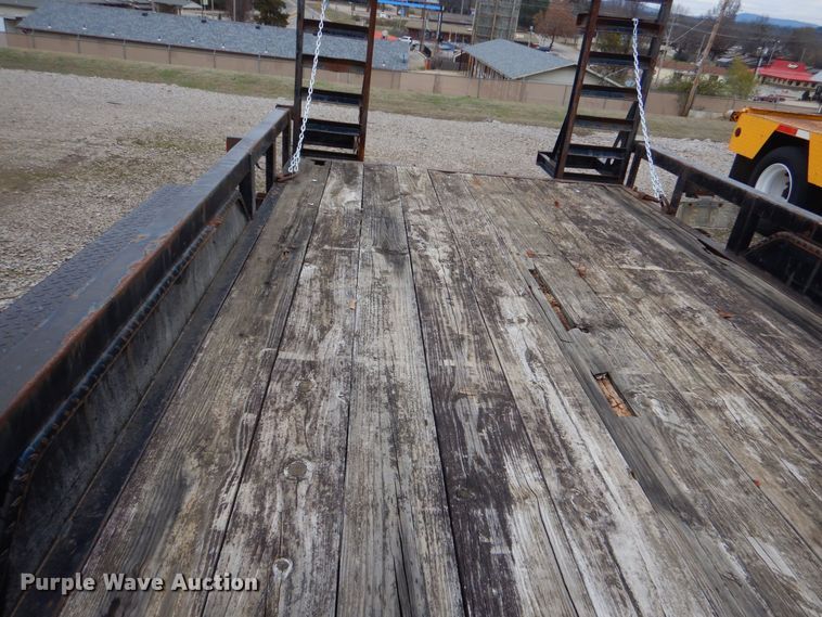 image for item MM9588 2012 Top Hat HHGN18X7-16E-H  equipment trailer