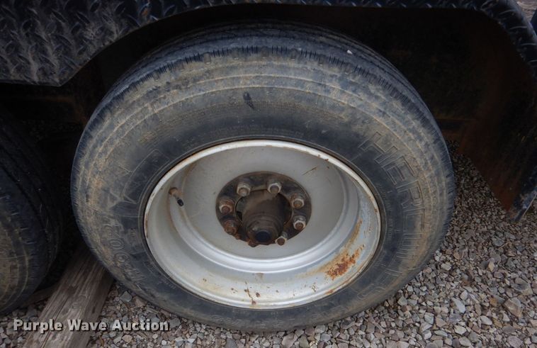 image for item MM9588 2012 Top Hat HHGN18X7-16E-H  equipment trailer