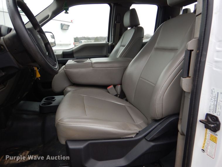 image for item MM9589 2016 Ford F150  SuperCab pickup truck