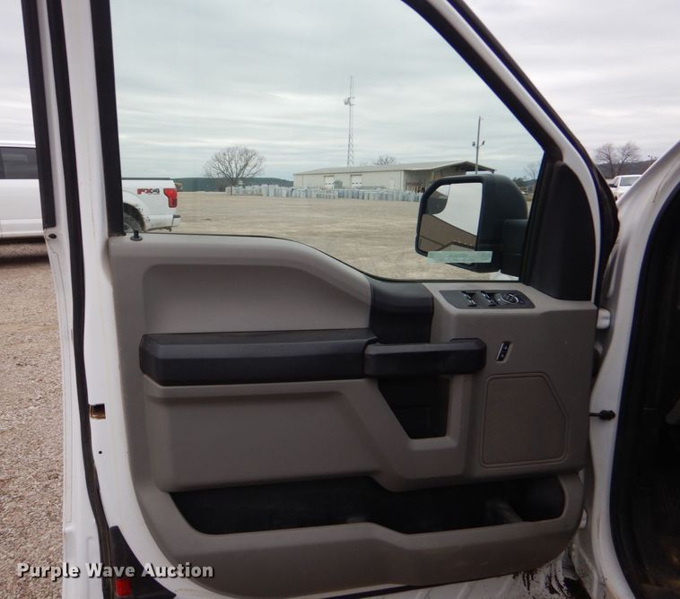 image for item MM9589 2016 Ford F150  SuperCab pickup truck