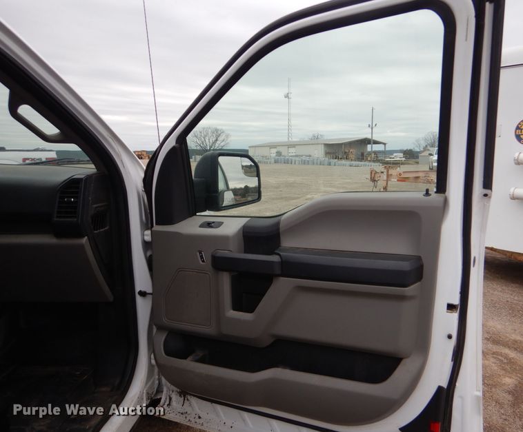 image for item MM9589 2016 Ford F150  SuperCab pickup truck