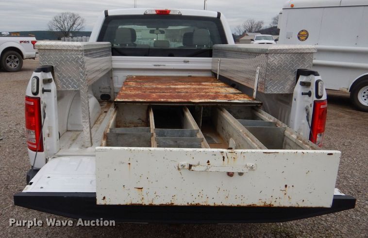 image for item MM9589 2016 Ford F150  SuperCab pickup truck