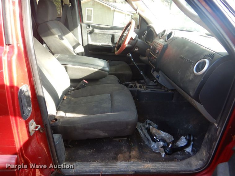 image for item MM9593 2008 Mitsubishi Raider  Ext. Cab pickup truck