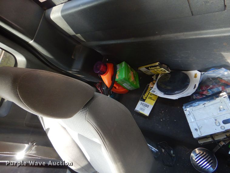 image for item MM9593 2008 Mitsubishi Raider  Ext. Cab pickup truck