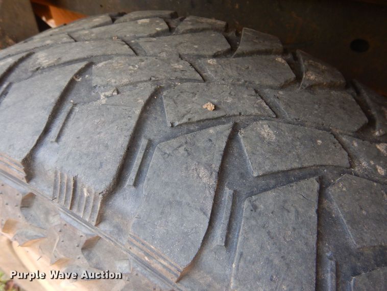 image for item MM9593 2008 Mitsubishi Raider  Ext. Cab pickup truck