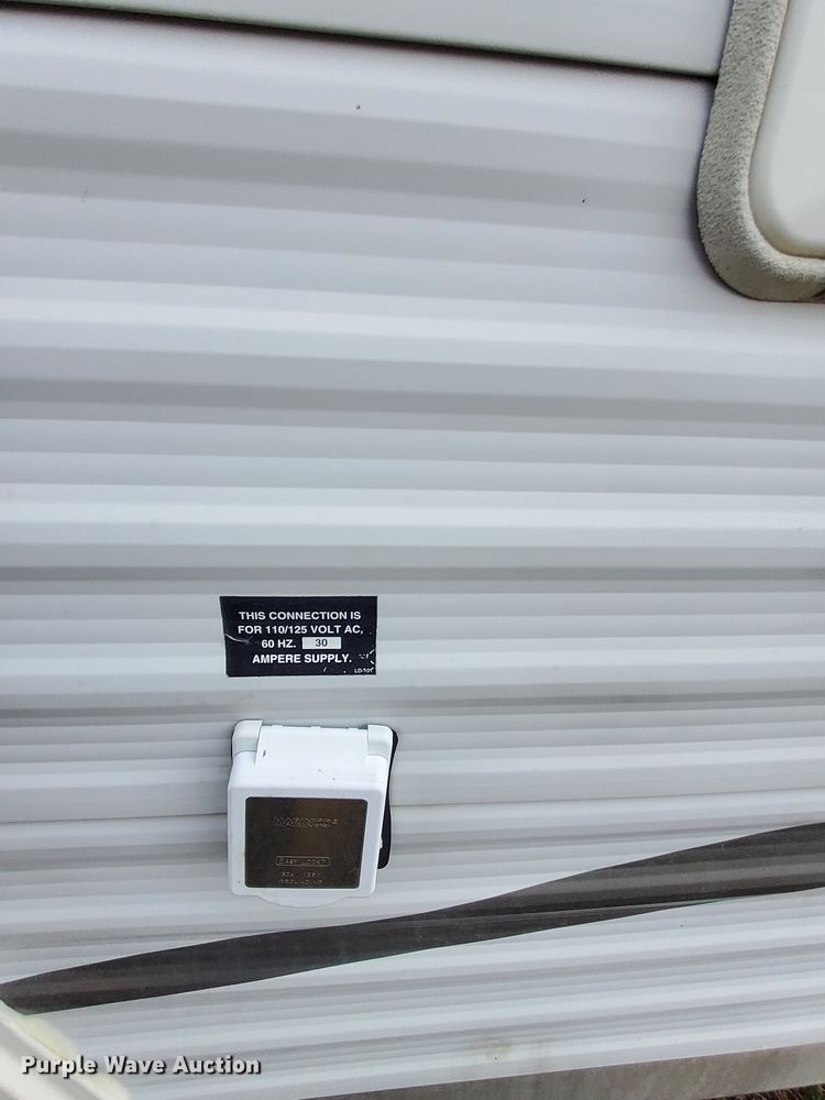 image for item MM9602 2006 KZRV Sportsman  camper