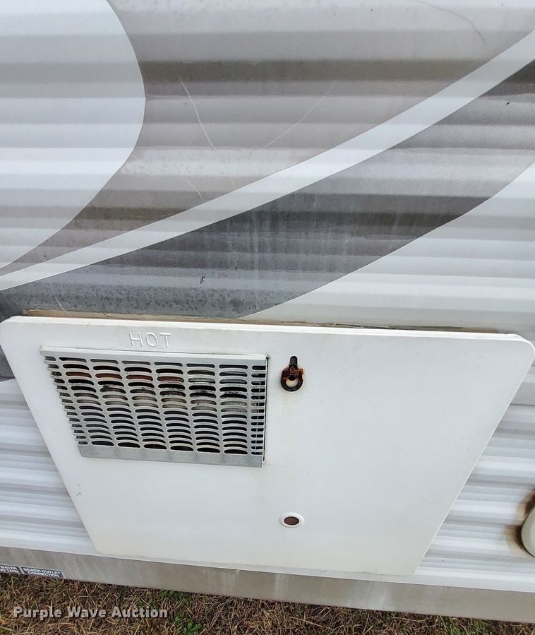 image for item MM9602 2006 KZRV Sportsman  camper