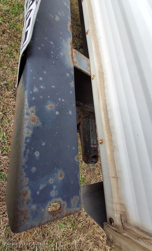 image for item MM9602 2006 KZRV Sportsman  camper