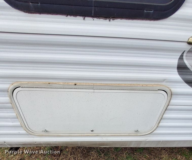 image for item MM9602 2006 KZRV Sportsman  camper