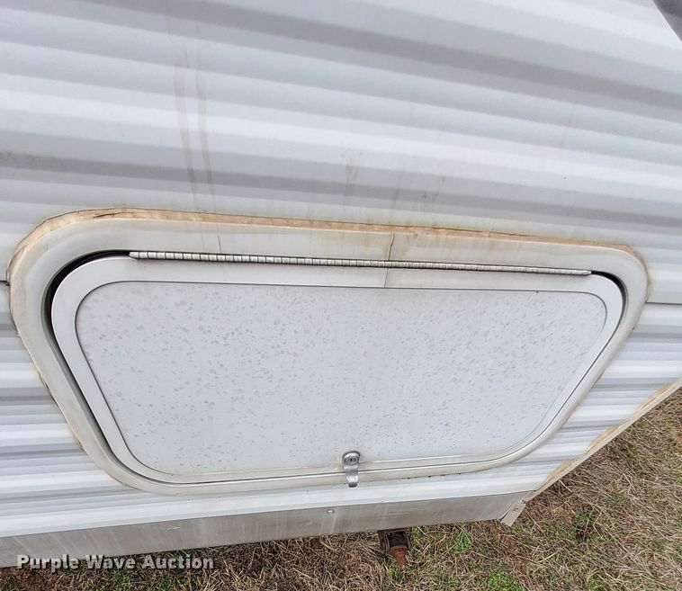 image for item MM9602 2006 KZRV Sportsman  camper