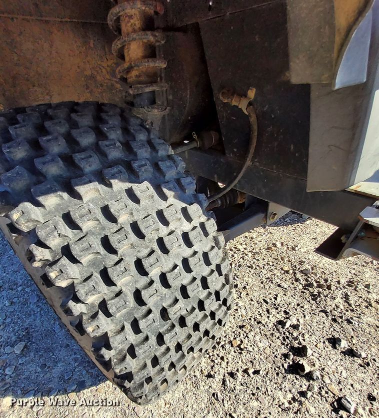 image for item MM9608 2008 Kubota RTV900  utility vehicle