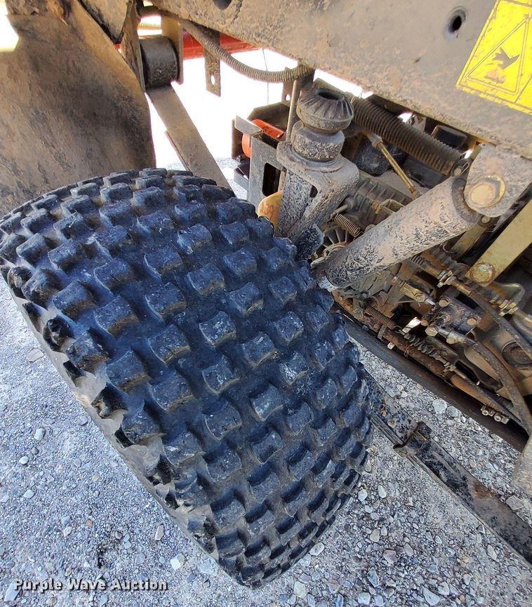 image for item MM9608 2008 Kubota RTV900  utility vehicle