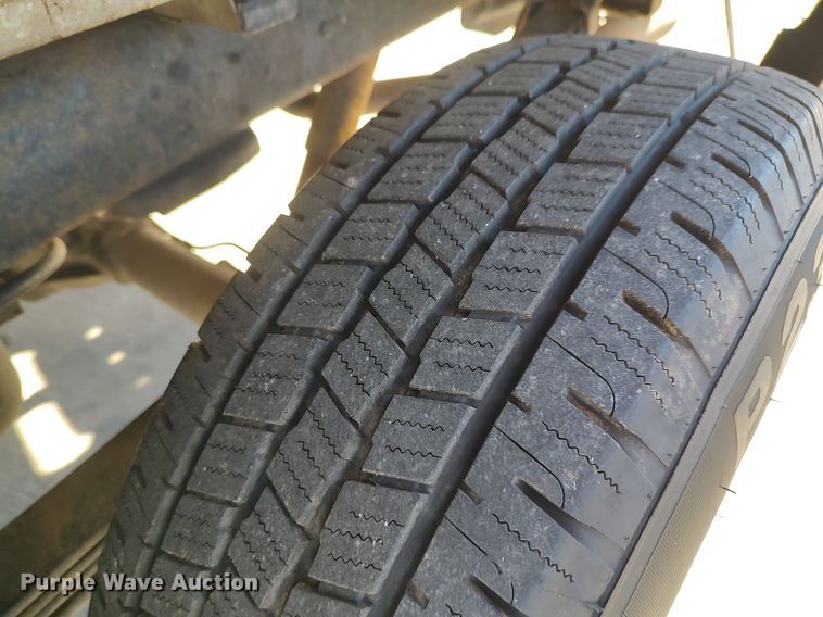 image for item MM9885 1993 Chevrolet C1500  pickup truck