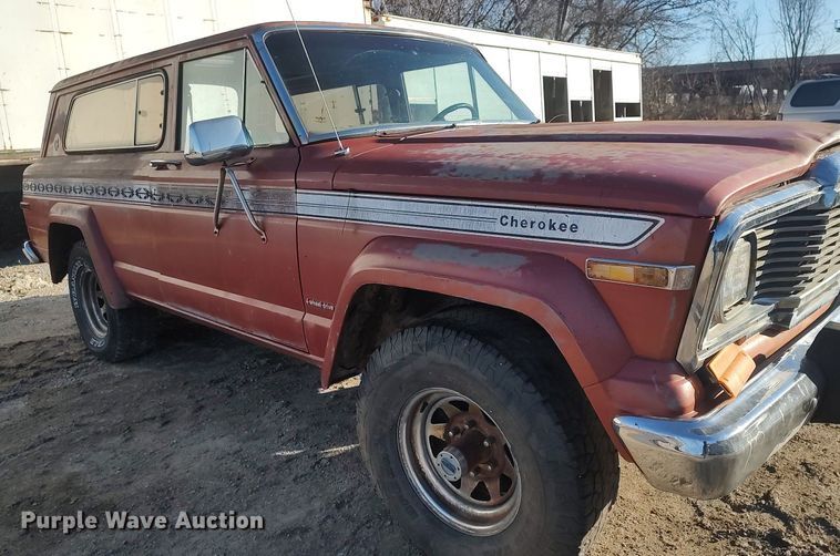 image for item MM9892 1979 Jeep Cherokee  SUV