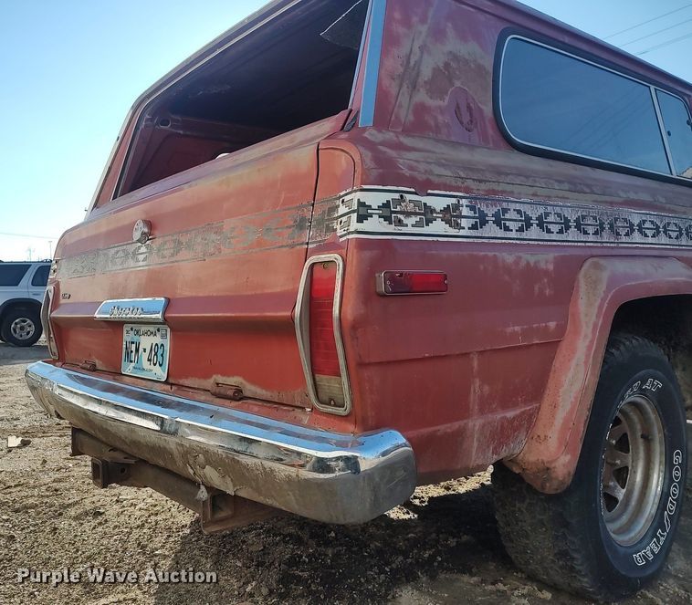 image for item MM9892 1979 Jeep Cherokee  SUV