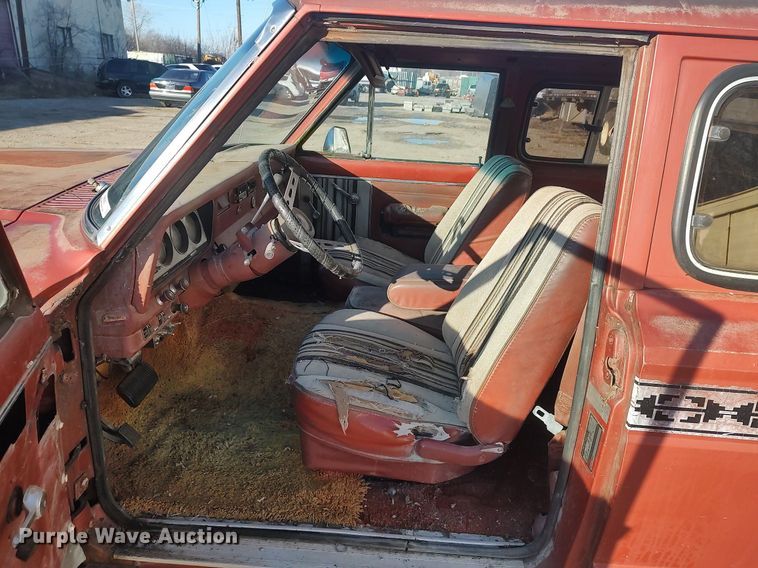 image for item MM9892 1979 Jeep Cherokee  SUV