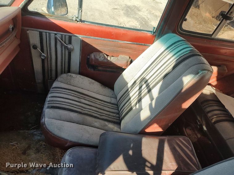 image for item MM9892 1979 Jeep Cherokee  SUV