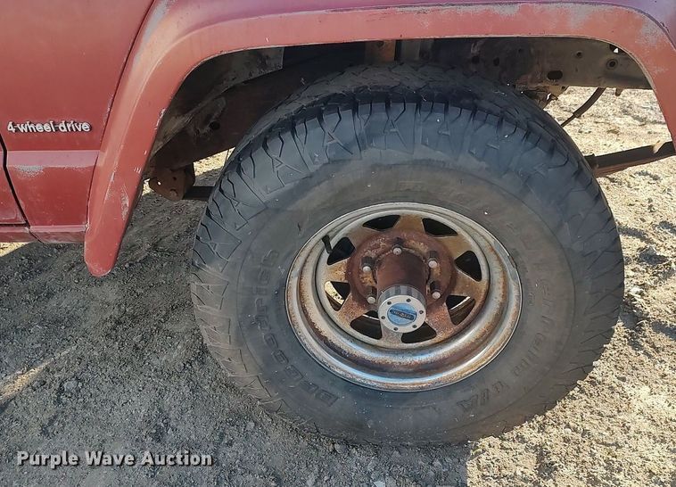 image for item MM9892 1979 Jeep Cherokee  SUV