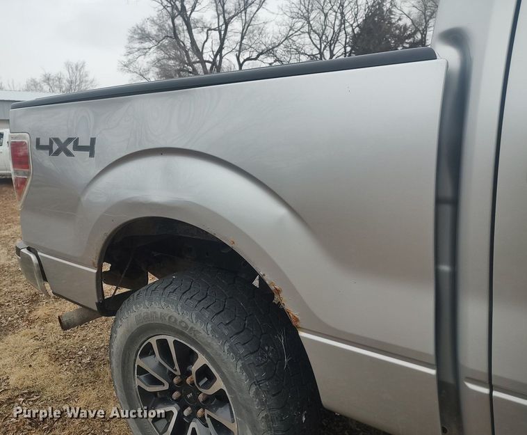 image for item MM9929 2013 Ford F150  SuperCrew pickup truck