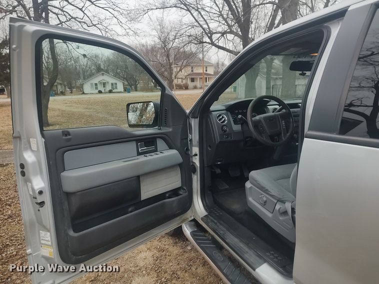 image for item MM9929 2013 Ford F150  SuperCrew pickup truck