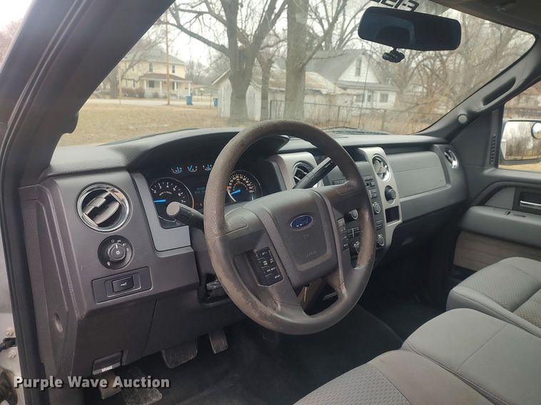 image for item MM9929 2013 Ford F150  SuperCrew pickup truck