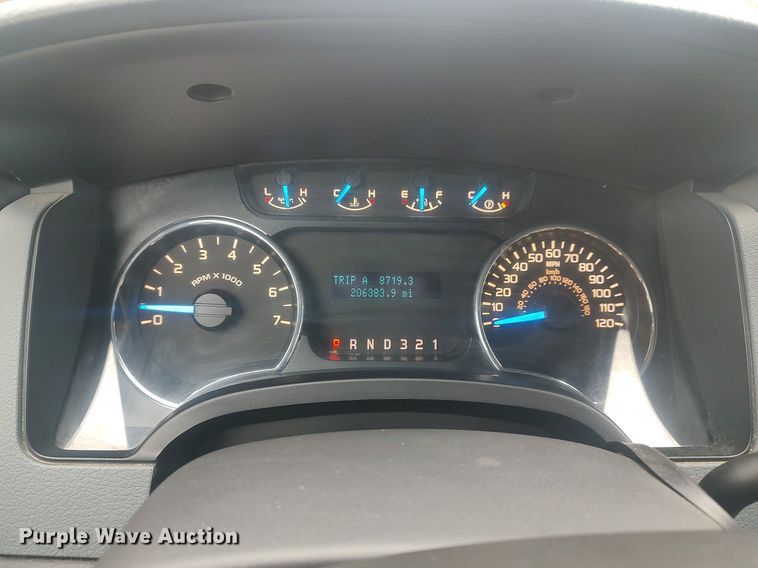 image for item MM9929 2013 Ford F150  SuperCrew pickup truck