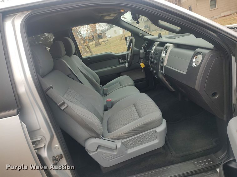 image for item MM9929 2013 Ford F150  SuperCrew pickup truck