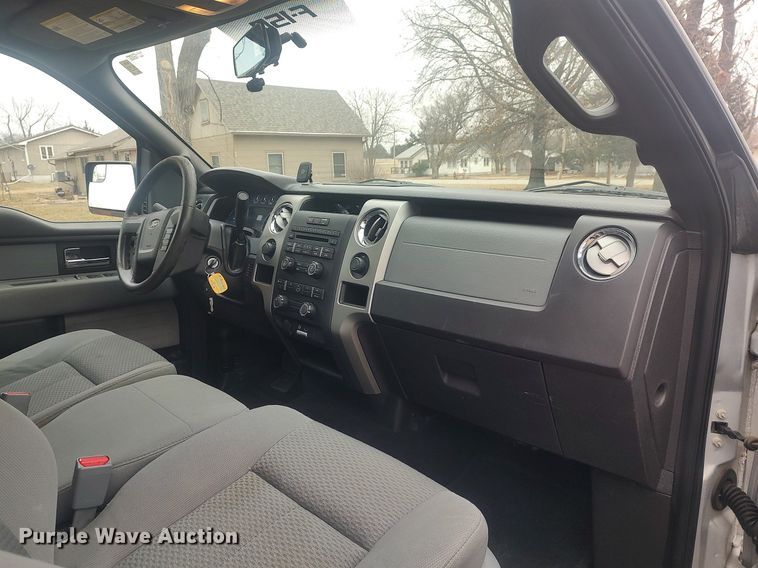 image for item MM9929 2013 Ford F150  SuperCrew pickup truck