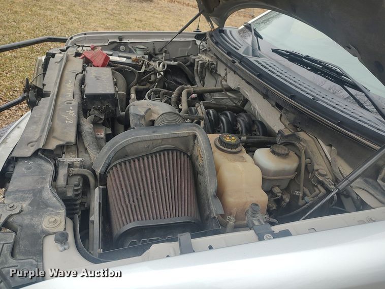 image for item MM9929 2013 Ford F150  SuperCrew pickup truck