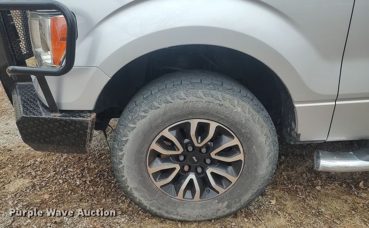 image for item MM9929 2013 Ford F150  SuperCrew pickup truck