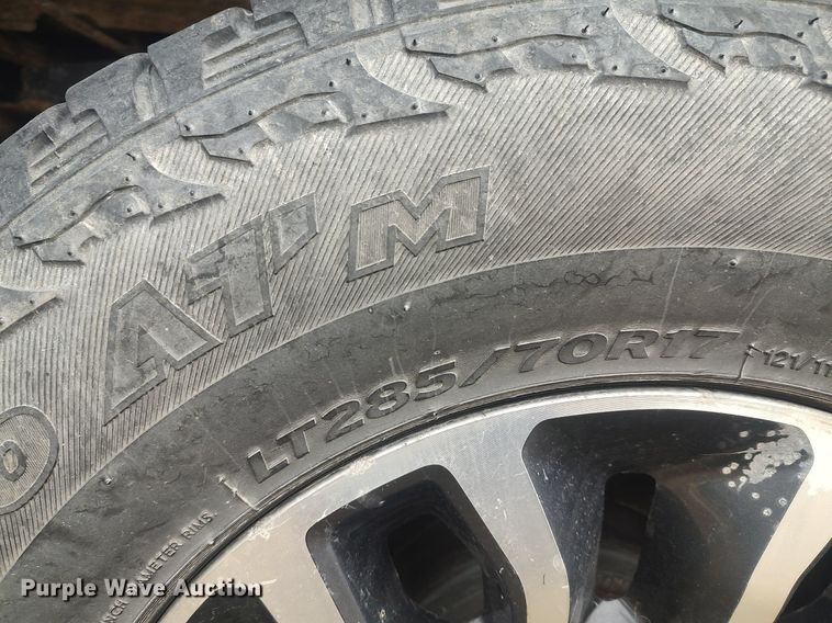 image for item MM9929 2013 Ford F150  SuperCrew pickup truck