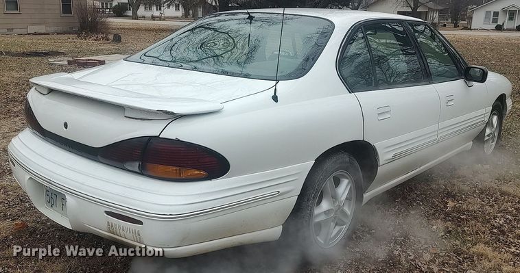 image for item MM9930 1999 Pontiac Bonneville