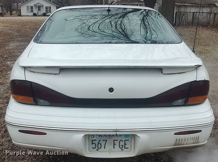 image for item MM9930 1999 Pontiac Bonneville