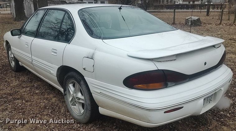 image for item MM9930 1999 Pontiac Bonneville