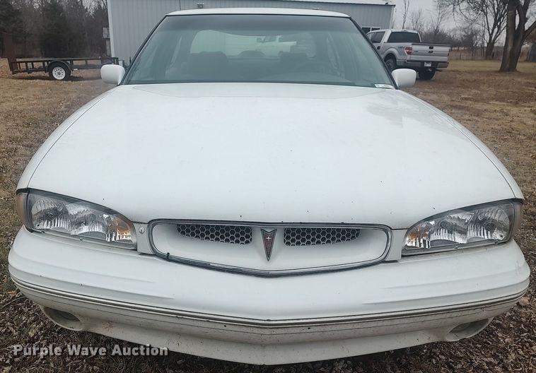 image for item MM9930 1999 Pontiac Bonneville