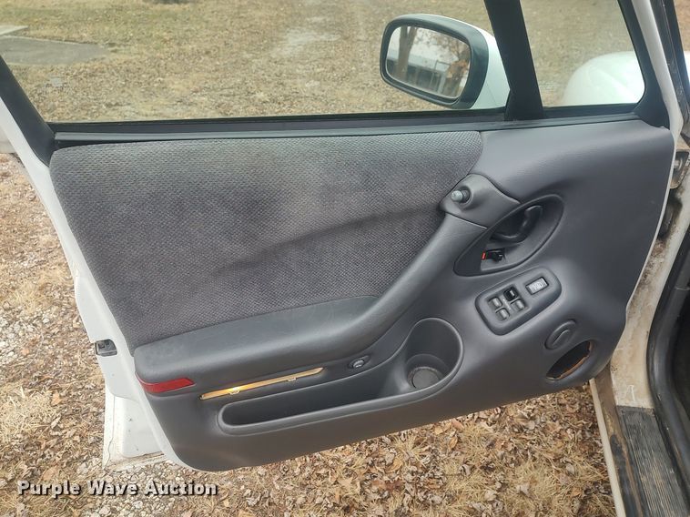 image for item MM9930 1999 Pontiac Bonneville