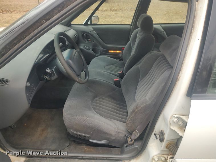 image for item MM9930 1999 Pontiac Bonneville