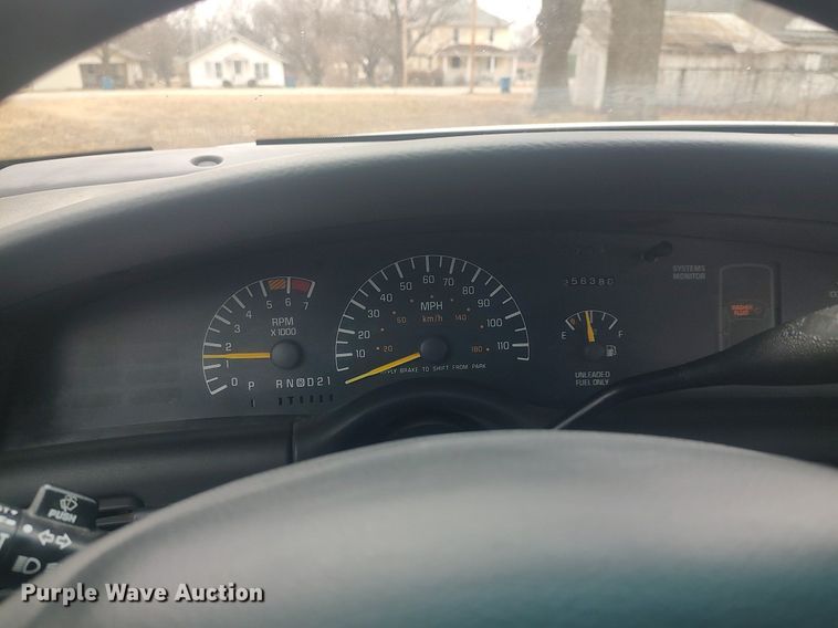 image for item MM9930 1999 Pontiac Bonneville