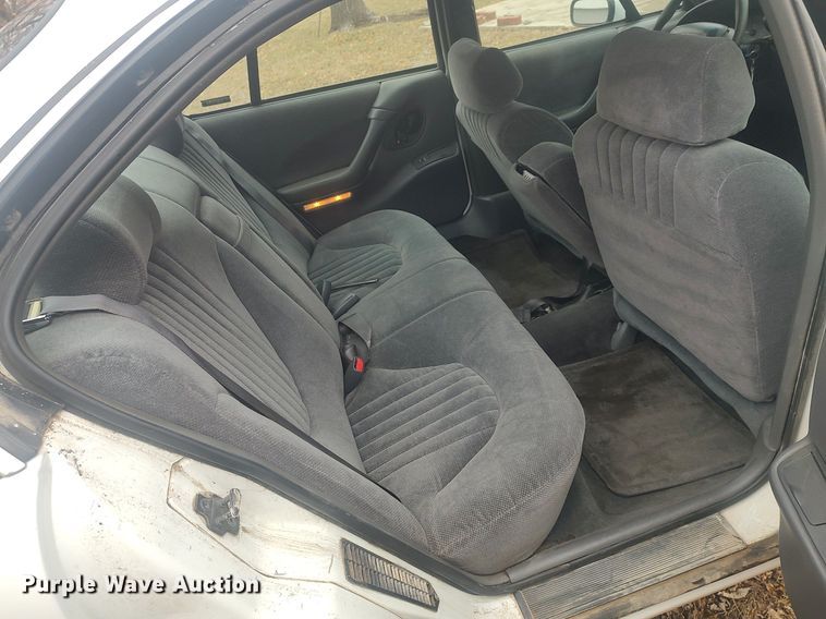 image for item MM9930 1999 Pontiac Bonneville