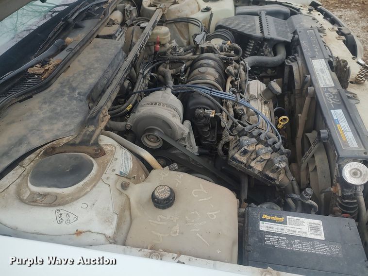 image for item MM9930 1999 Pontiac Bonneville